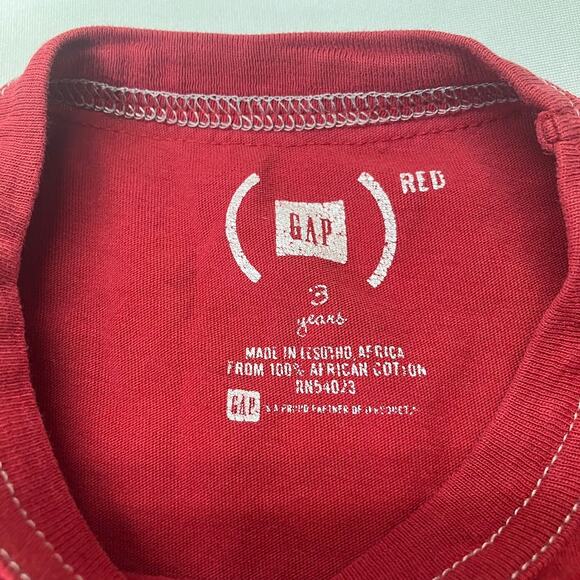GAP KIDS Red INSPI(RED) T-Shirt Child Unisex Size 3Y Red Short Sleeve Crewneck - Picture 4 of 12